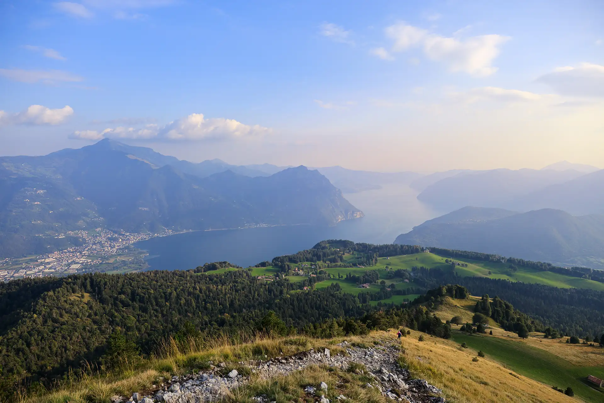 Trekking Presolana Tappa Rossa 1 Monte Colombina Lago Di Iseo 2